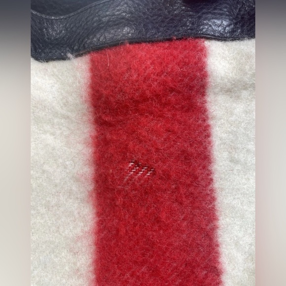 Hudson Bay HBC Striped 100% Wool Bag W Dust Bag Limited Edition Very Rare - Picture 6 of 14